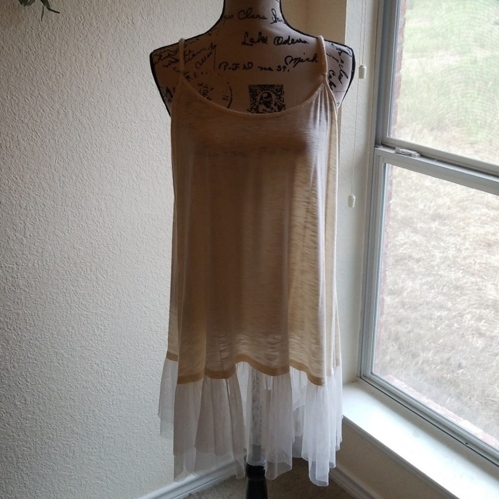 Cream camisole with tulle hem